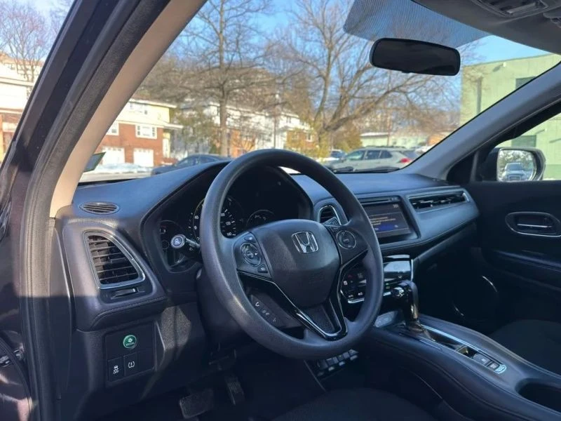2018 Honda HR-V 2nd Gen - Image 10 of 12