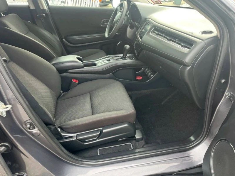 2018 Honda HR-V 2nd Gen - Image 4 of 11