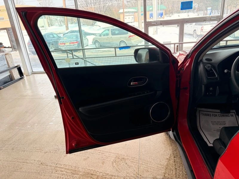 2018 Honda HR-V 2nd Gen - Image 10 of 12