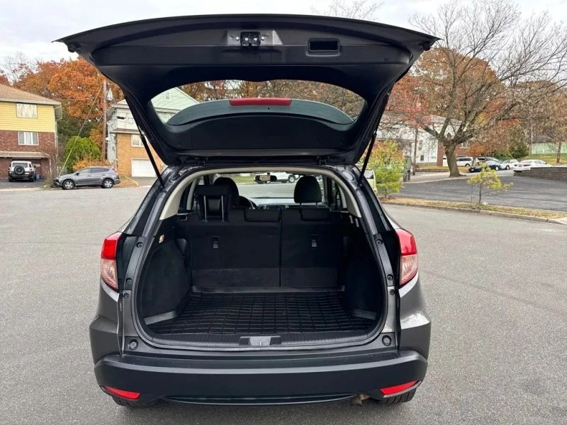 2018 Honda HR-V 2nd Gen - Image 5 of 12