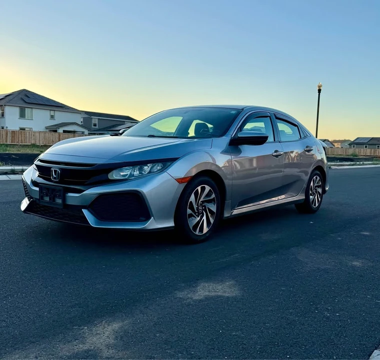 2018 Honda Civic 10th Gen - Image 6 of 16