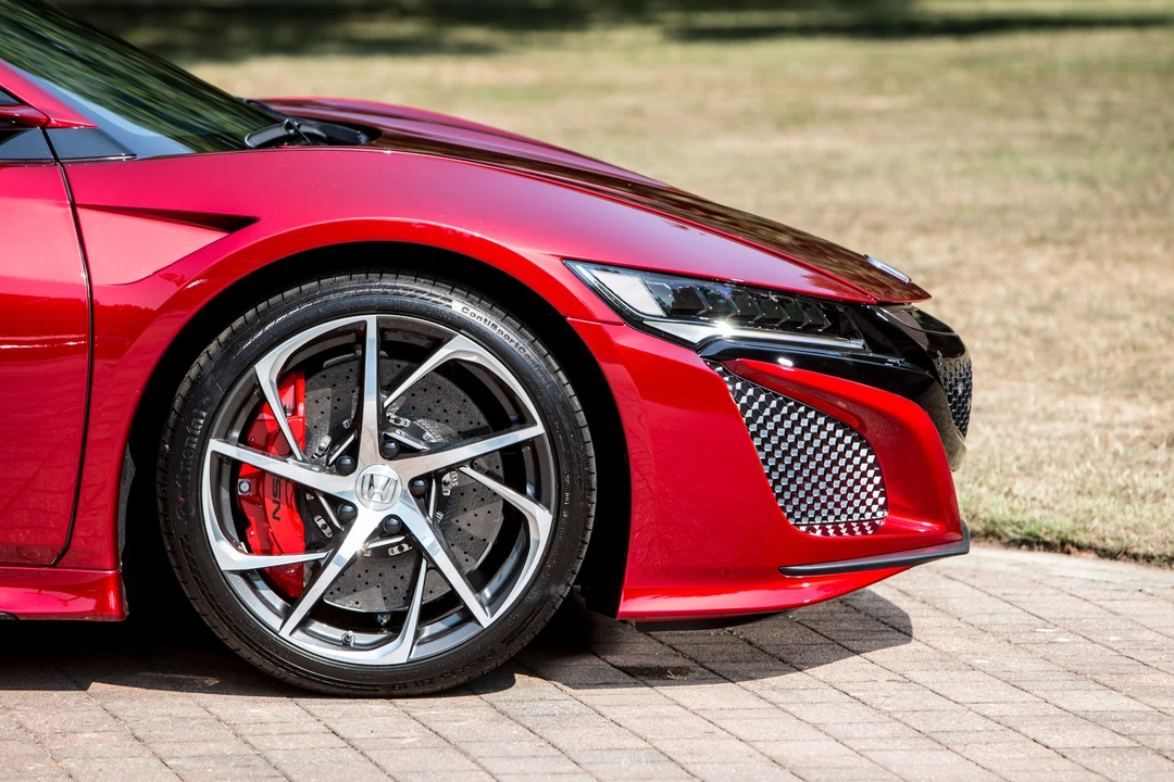 2018 Acura NC1 NSX - Image 2 of 31