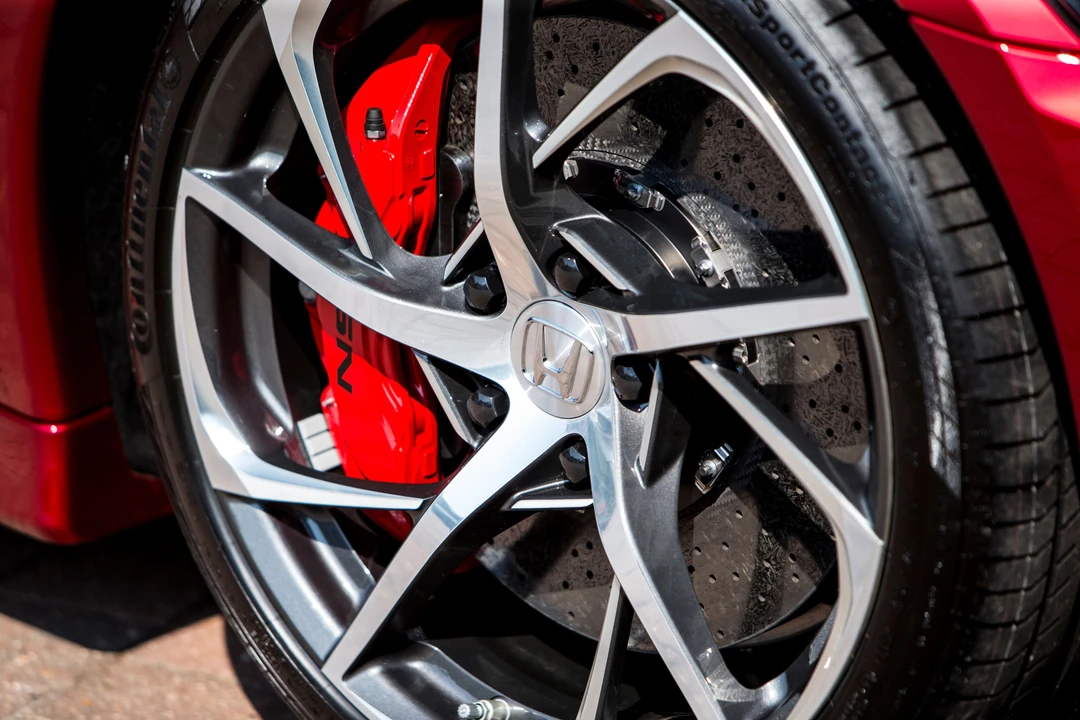2018 Acura NC1 NSX - Image 7 of 31