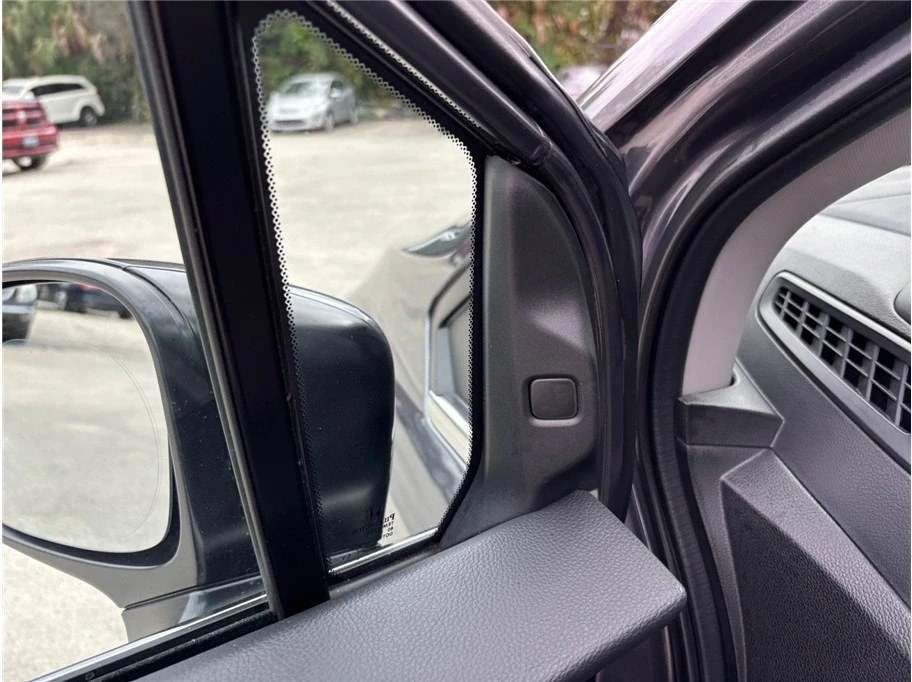 2018 Honda Odyssey - Image 16 of 21