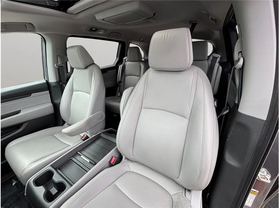 2018 Honda Odyssey - Image 17 of 21