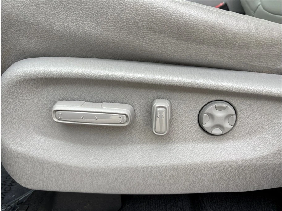 2018 Honda Odyssey - Image 18 of 21