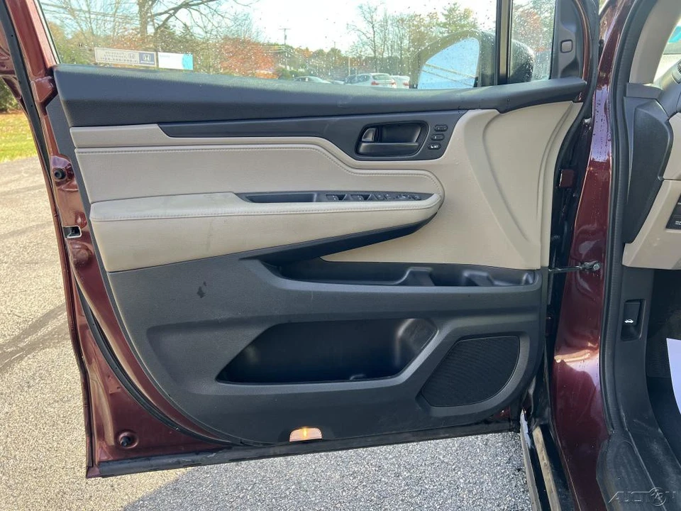 2018 Honda Odyssey - Image 12 of 12
