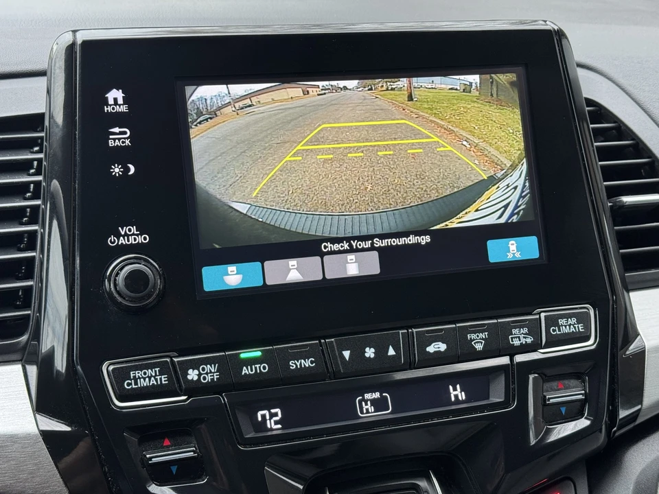 2018 Honda Odyssey - Image 15 of 21