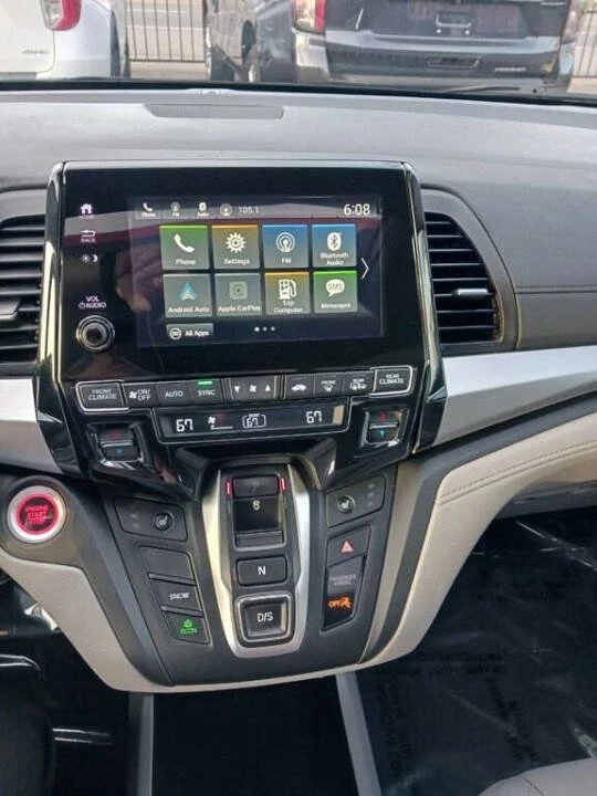 2018 Honda Odyssey - Image 15 of 17