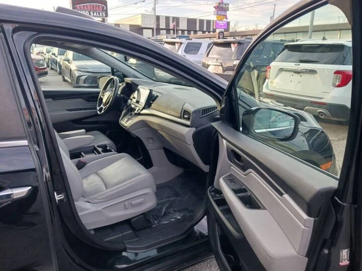 2018 Honda Odyssey - Image 10 of 17
