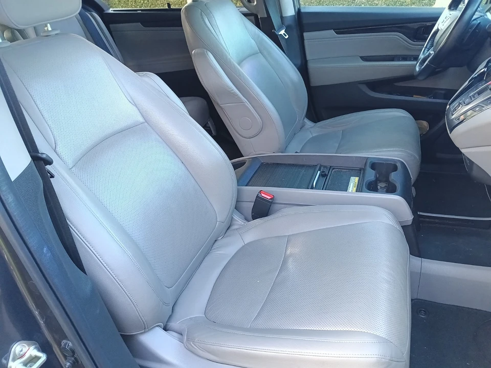 2018 Honda Odyssey - Image 15 of 21