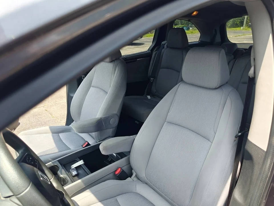 2018 Honda Odyssey - Image 16 of 19