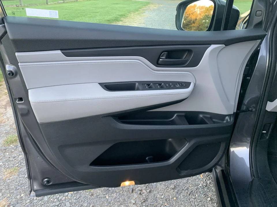 2018 Honda Odyssey - Image 12 of 21