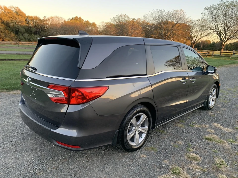 2018 Honda Odyssey - Image 5 of 21
