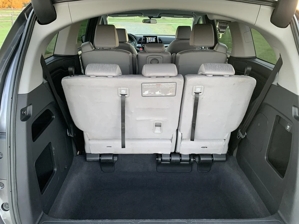 2018 Honda Odyssey - Image 16 of 21