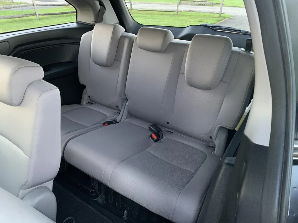 2018 Honda Odyssey - Image 15 of 21