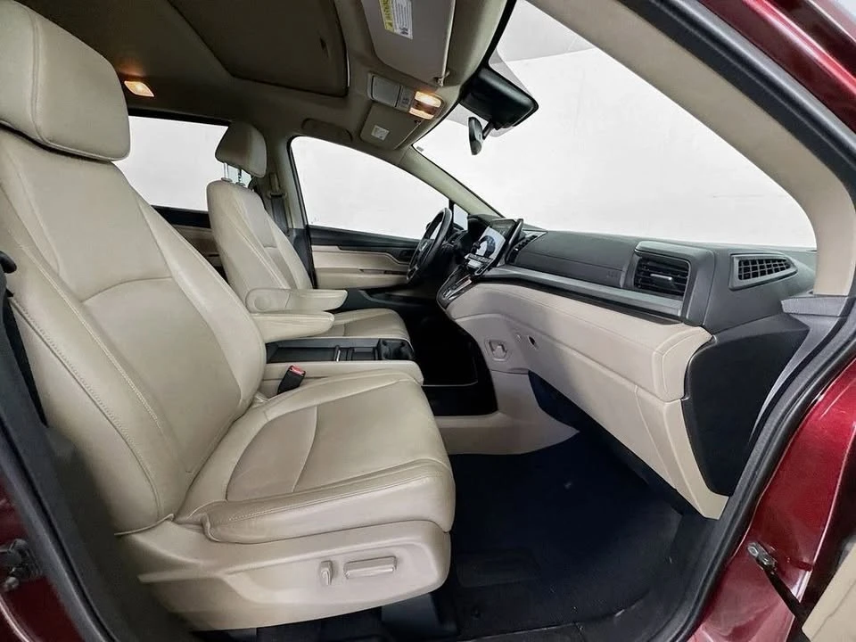2018 Honda Odyssey - Image 15 of 16