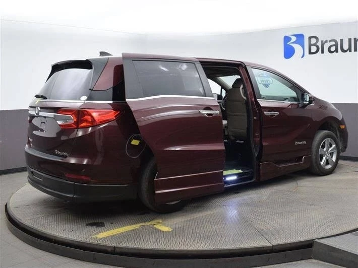 2018 Honda Odyssey - Image 2 of 21