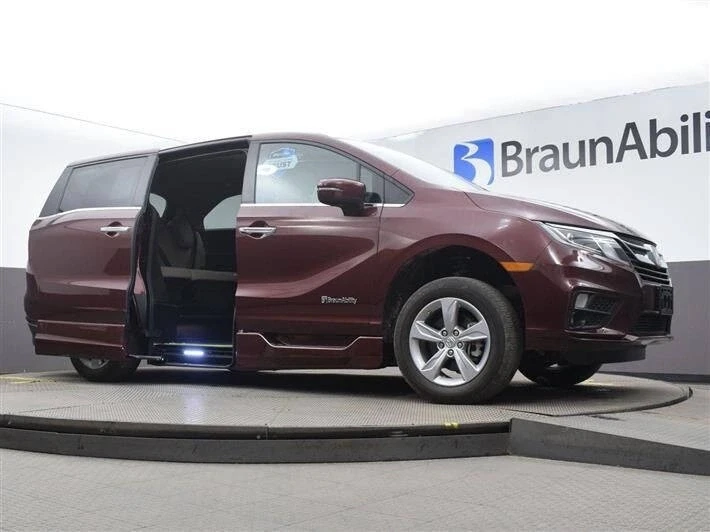 2018 Honda Odyssey - Image 11 of 21
