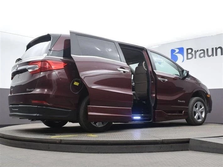 2018 Honda Odyssey - Image 14 of 21