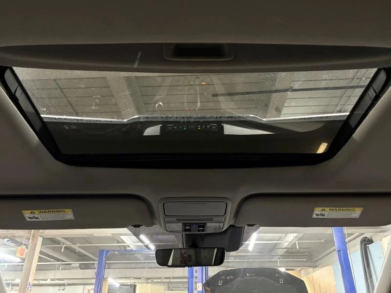 2018 Honda Odyssey - Image 11 of 12