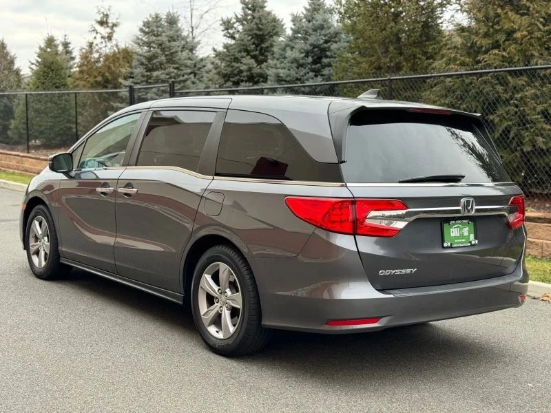2018 Honda Odyssey - Image 11 of 12