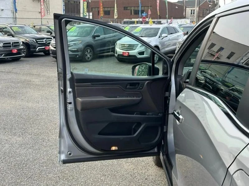 2018 Honda Odyssey - Image 9 of 12