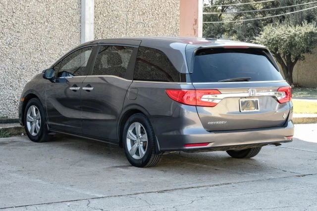 2018 Honda Odyssey - Image 12 of 21