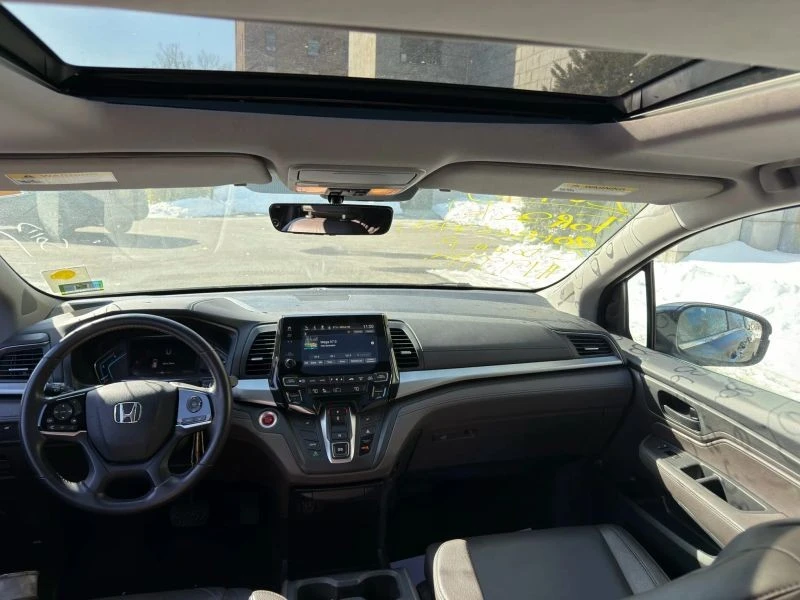 2018 Honda Odyssey - Image 11 of 12