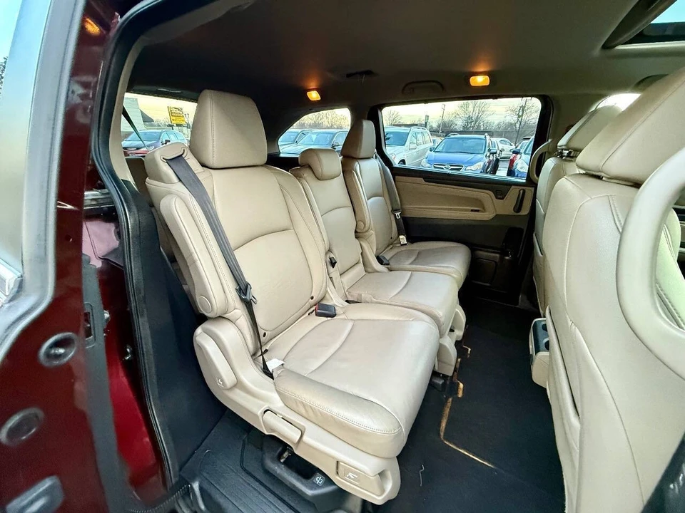 2018 Honda Odyssey - Image 15 of 21