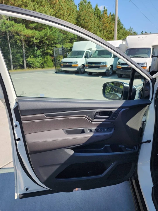 2018 Honda Odyssey - Image 11 of 21