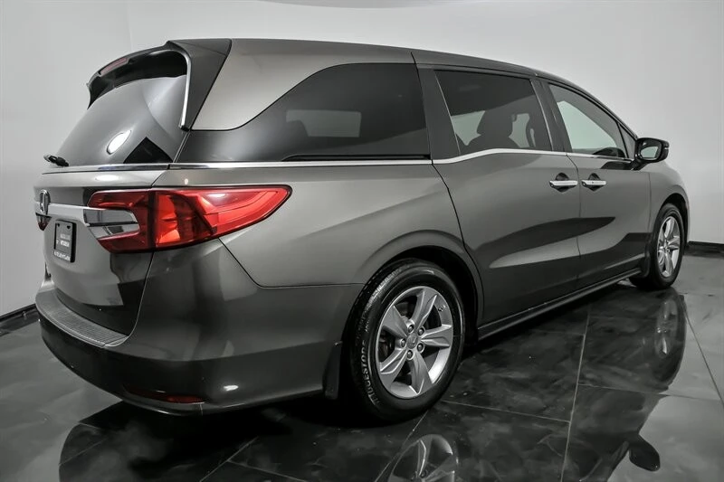 2018 Honda Odyssey - Image 10 of 12