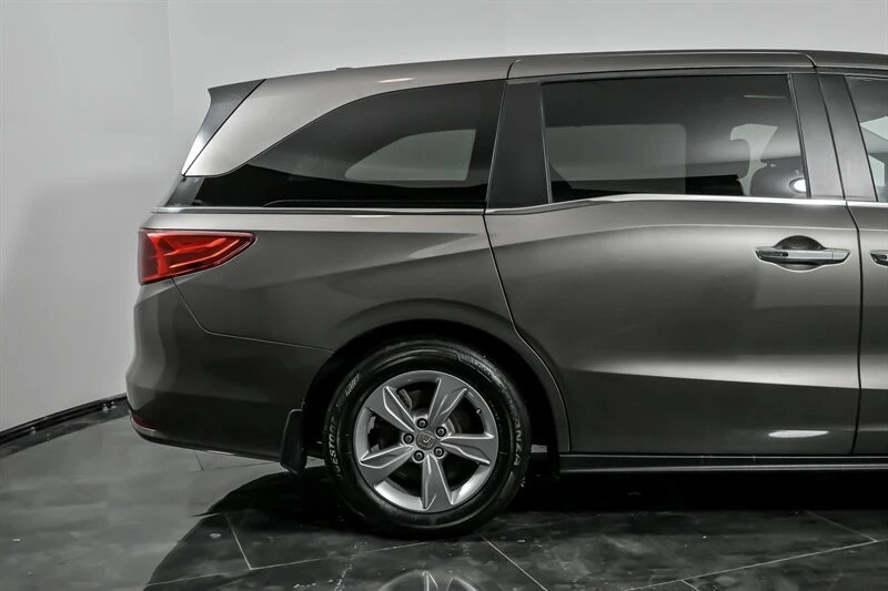 2018 Honda Odyssey - Image 11 of 12