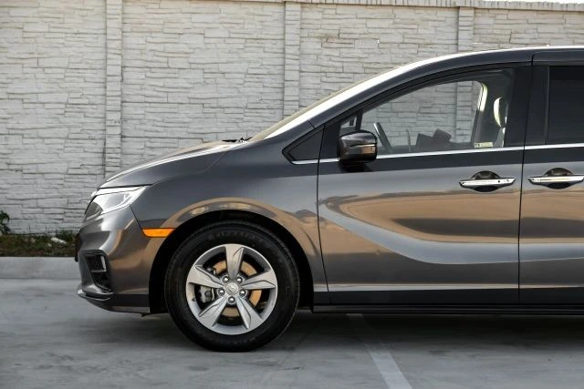 2018 Honda Odyssey - Image 13 of 21