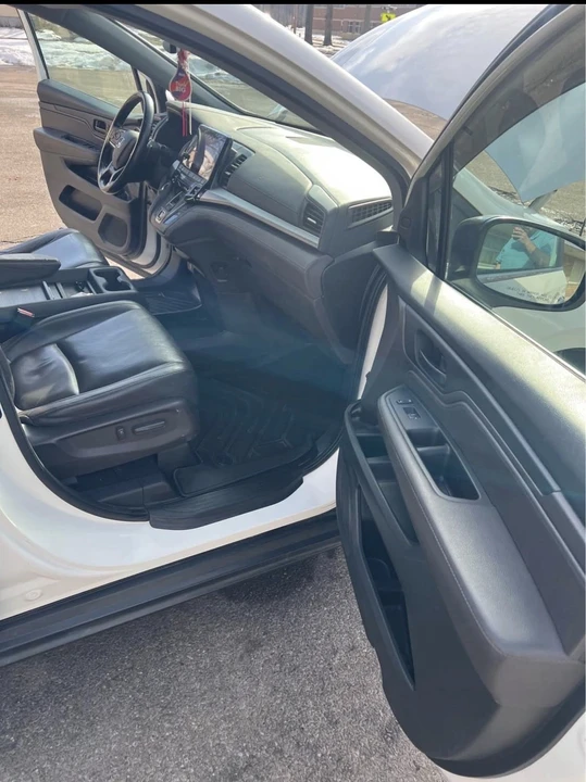 2018 Honda Odyssey - Image 11 of 20