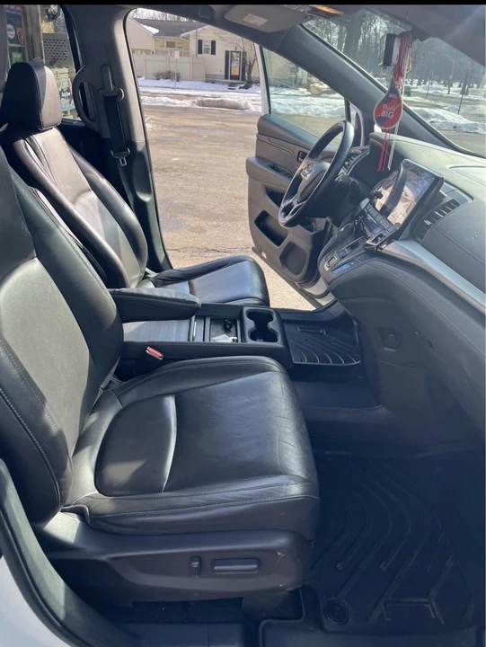 2018 Honda Odyssey - Image 12 of 20
