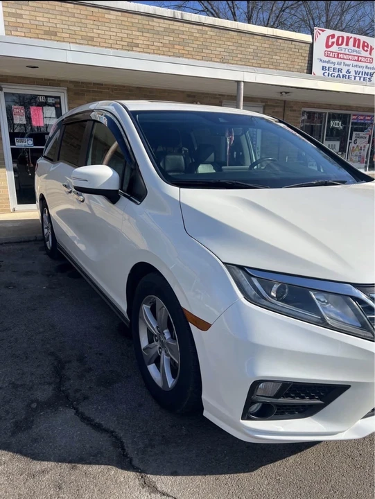 2018 Honda Odyssey - Image 2 of 20