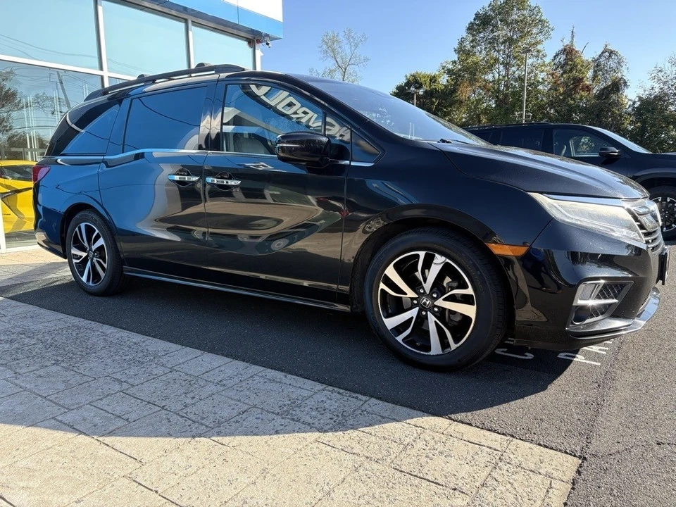 2018 Honda Odyssey - Image 2 of 12