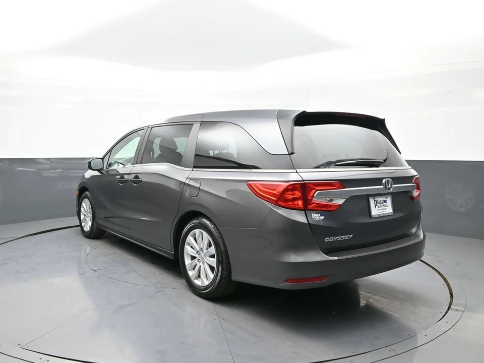 2018 Honda Odyssey - Image 8 of 12