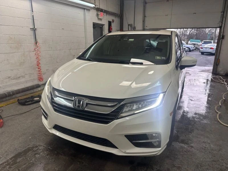 2018 Honda Odyssey - Image 2 of 12
