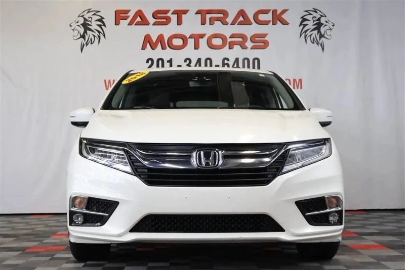 2018 Honda Odyssey - Image 2 of 12