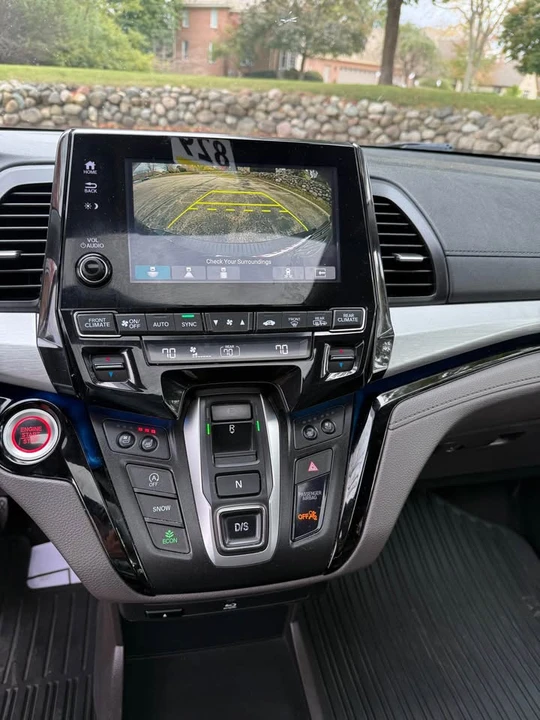 2018 Honda Odyssey - Image 9 of 16