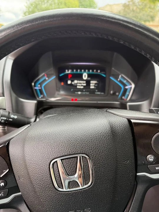 2018 Honda Odyssey - Image 8 of 16