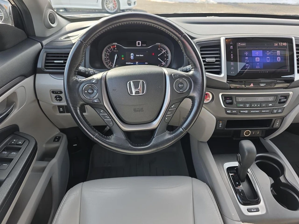 2018 Honda Pilot 3rd Gen - Image 6 of 12