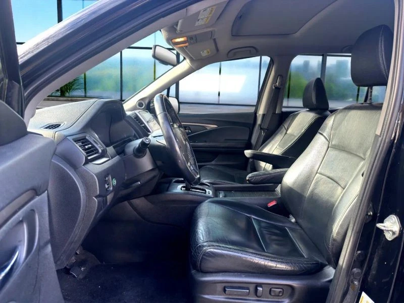 2018 Honda Pilot 3rd Gen - Image 9 of 12