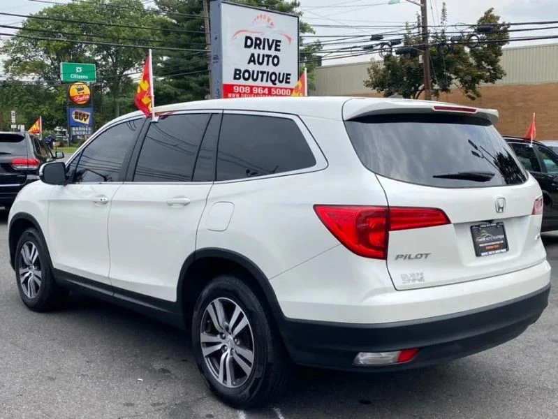 2018 Honda Pilot 3rd Gen - Image 7 of 12