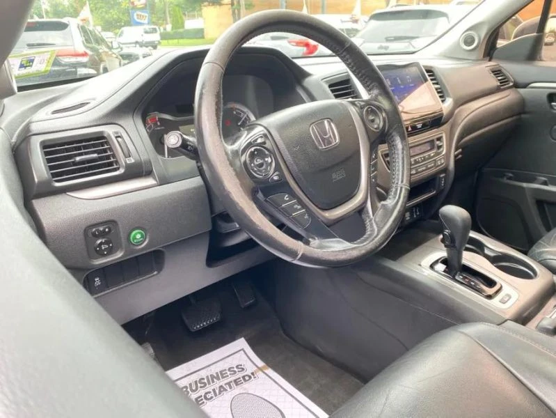 2018 Honda Pilot 3rd Gen - Image 9 of 12