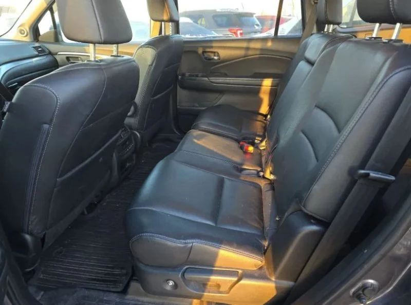 2018 Honda Pilot 3rd Gen - Image 5 of 6
