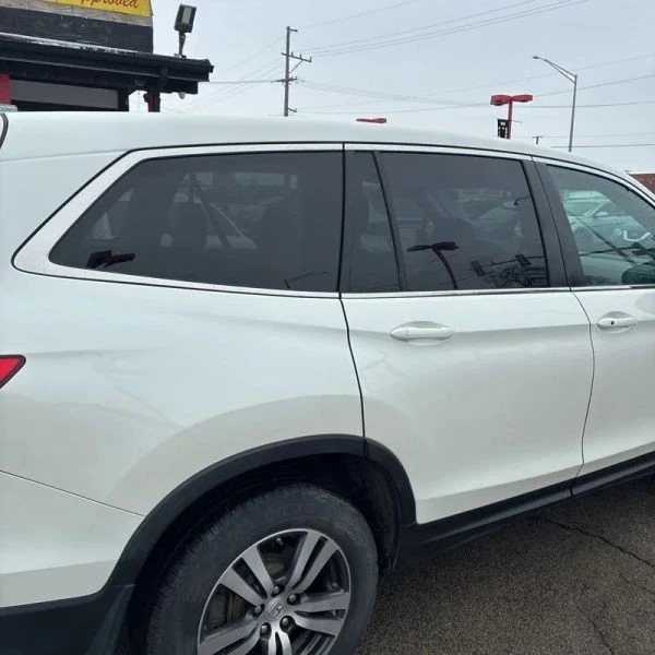 2018 Honda Pilot 3rd Gen - Image 9 of 12