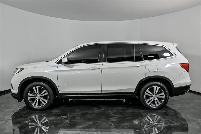 2018 Honda Pilot 3rd Gen - Image 7 of 21